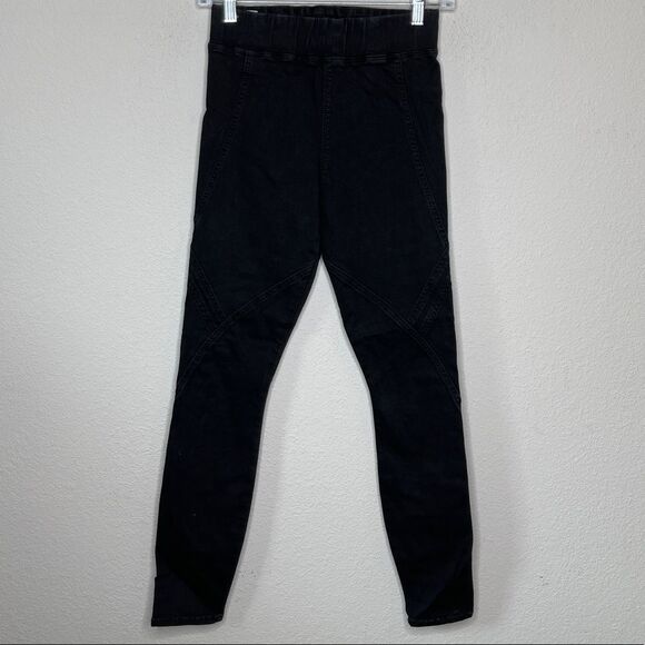 Mother The Sprinter in Devil In The Making Pants - Picture 3 of 10